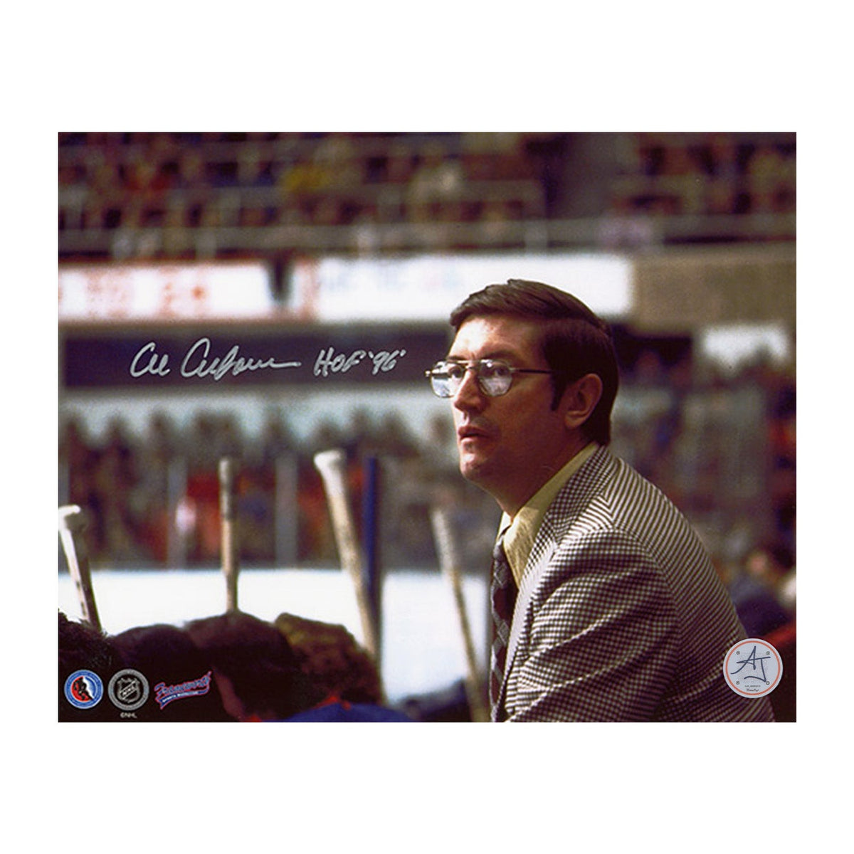 Al Arbour Autographed New York Islanders Bench Close-Up 8x10 Photo product image 1, provided for visual reference and