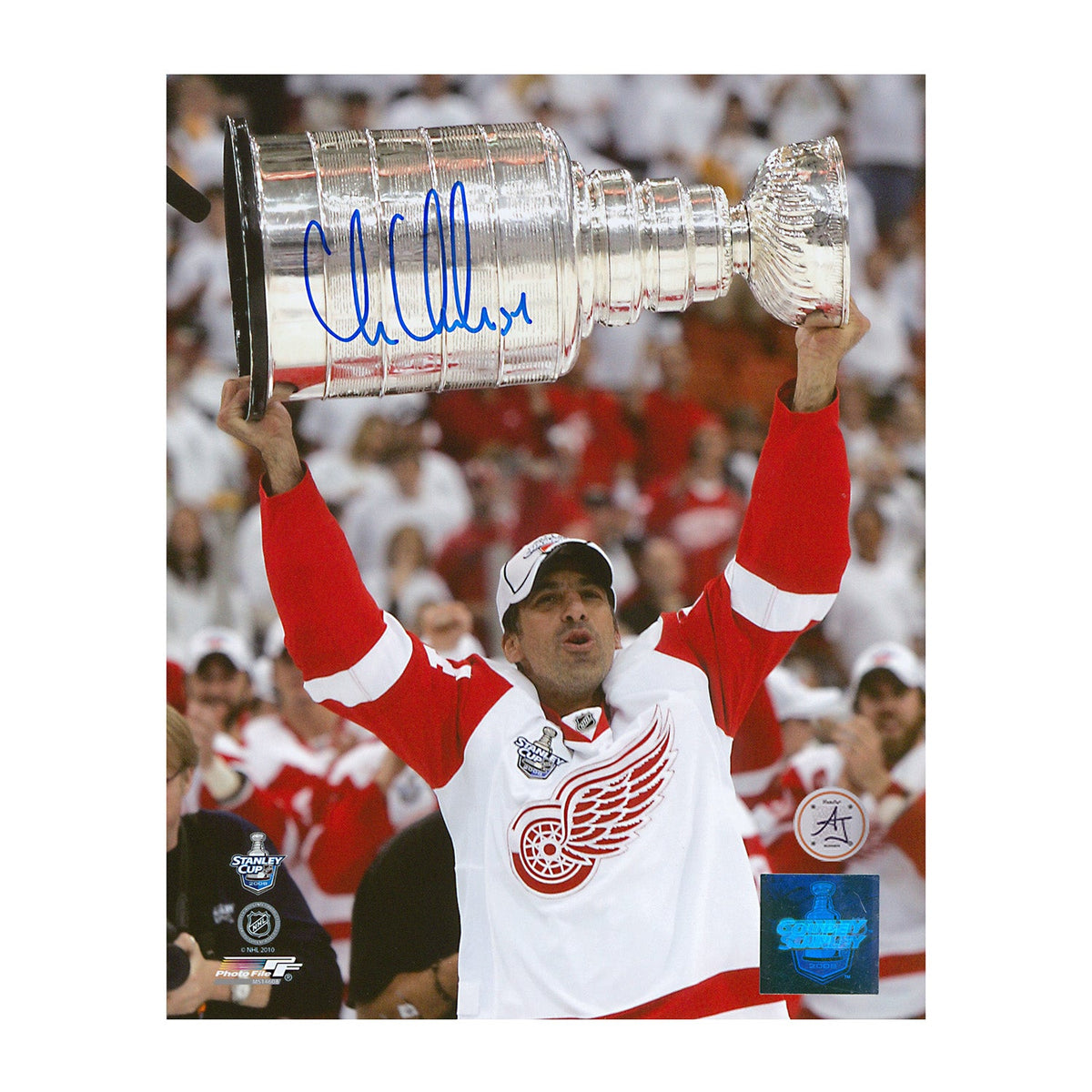 Chris Chelios Autographed Detroit Red Wings Stanley Cup 8x10 Photo product image 1, provided for visual reference and