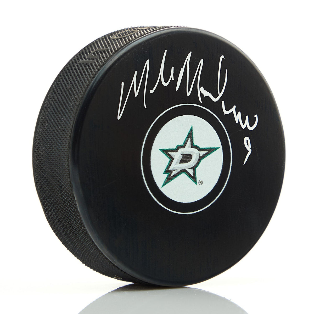 Mike Modano Autographed Dallas Stars Hockey Puck product image 1, provided for visual reference and product detail review