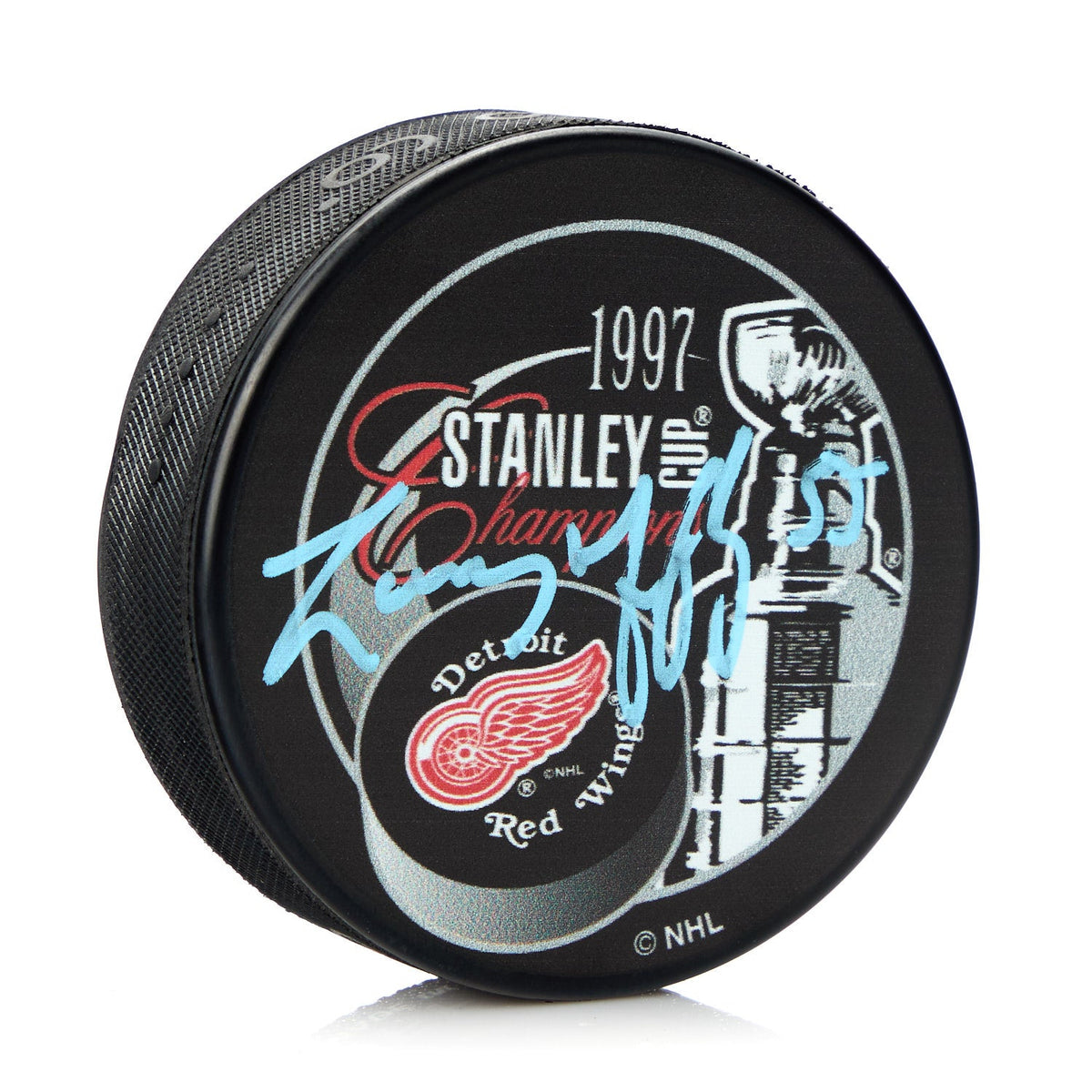 Larry Murphy Autographed Detroit Red Wings 1997 Stanley Cup Puck product image 1, provided for visual reference and product