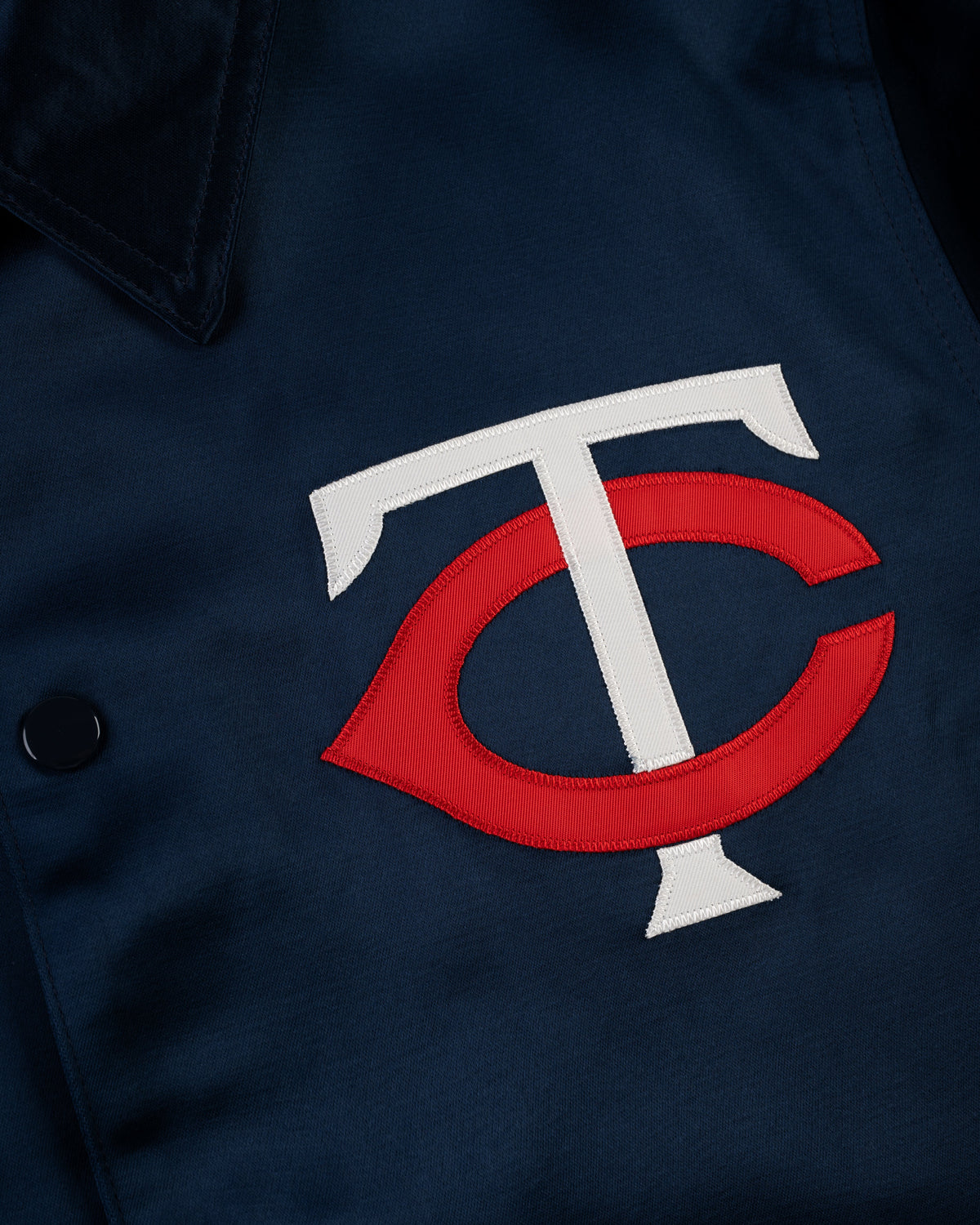 Minnesota Twins 1966 Satin Windbreaker Jacket product image 2, provided for visual reference and product detail review