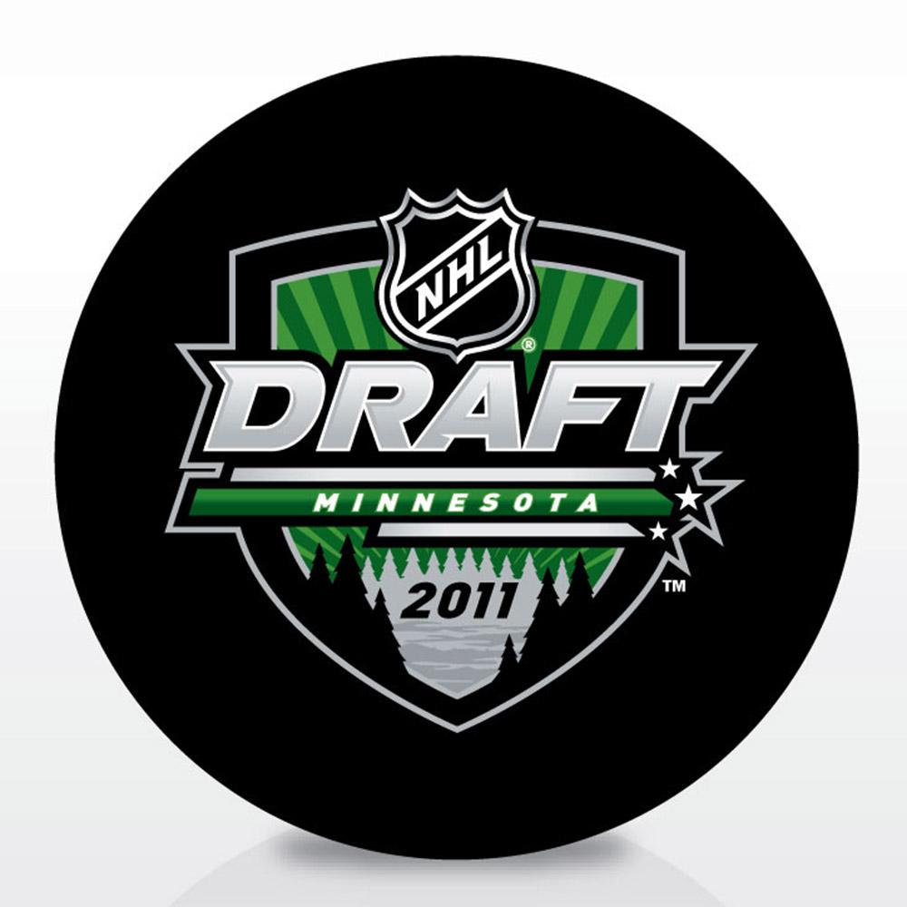 Inglasco 2011 NHL Entry Draft Souvenir Event Hockey Puck product image 1, provided for visual reference and product detail