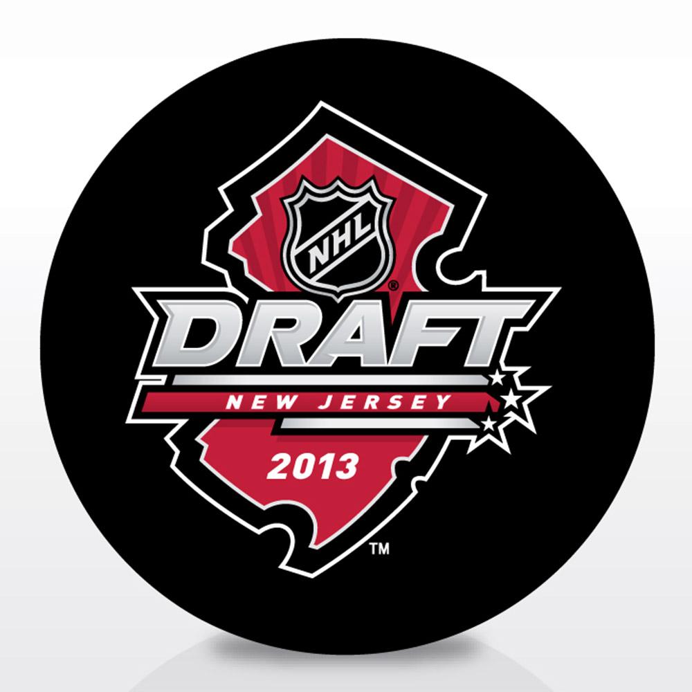 Inglasco 2013 NHL Entry Draft Souvenir Event Hockey Puck product image 1, provided for visual reference and product detail