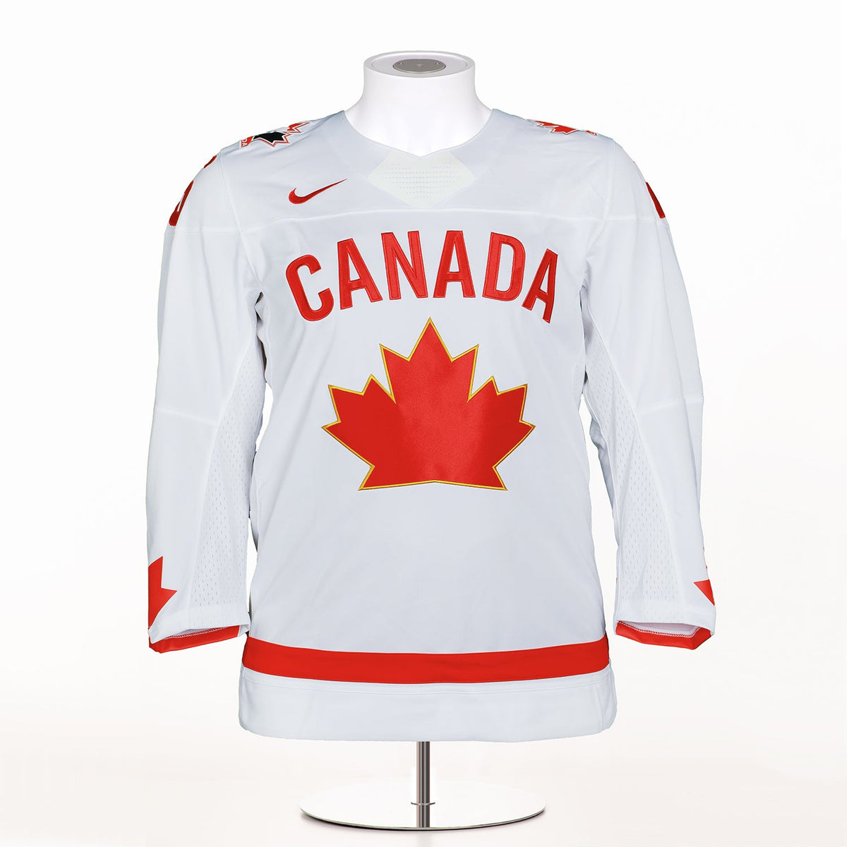 Connor Bedard Team Canada Signed & Inscribed World Jr Gold Nike Jersey #13/23 product image 2, provided for visual reference