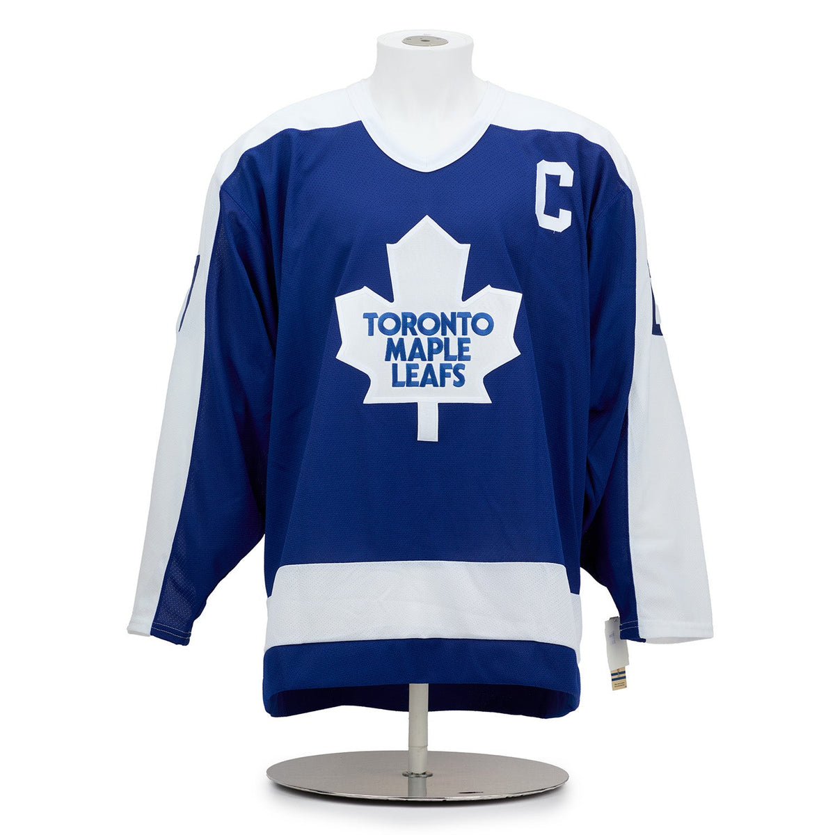Wendel Clark Autographed Toronto Maple Leafs Vintage CCM Jersey product image 2, provided for visual reference and product