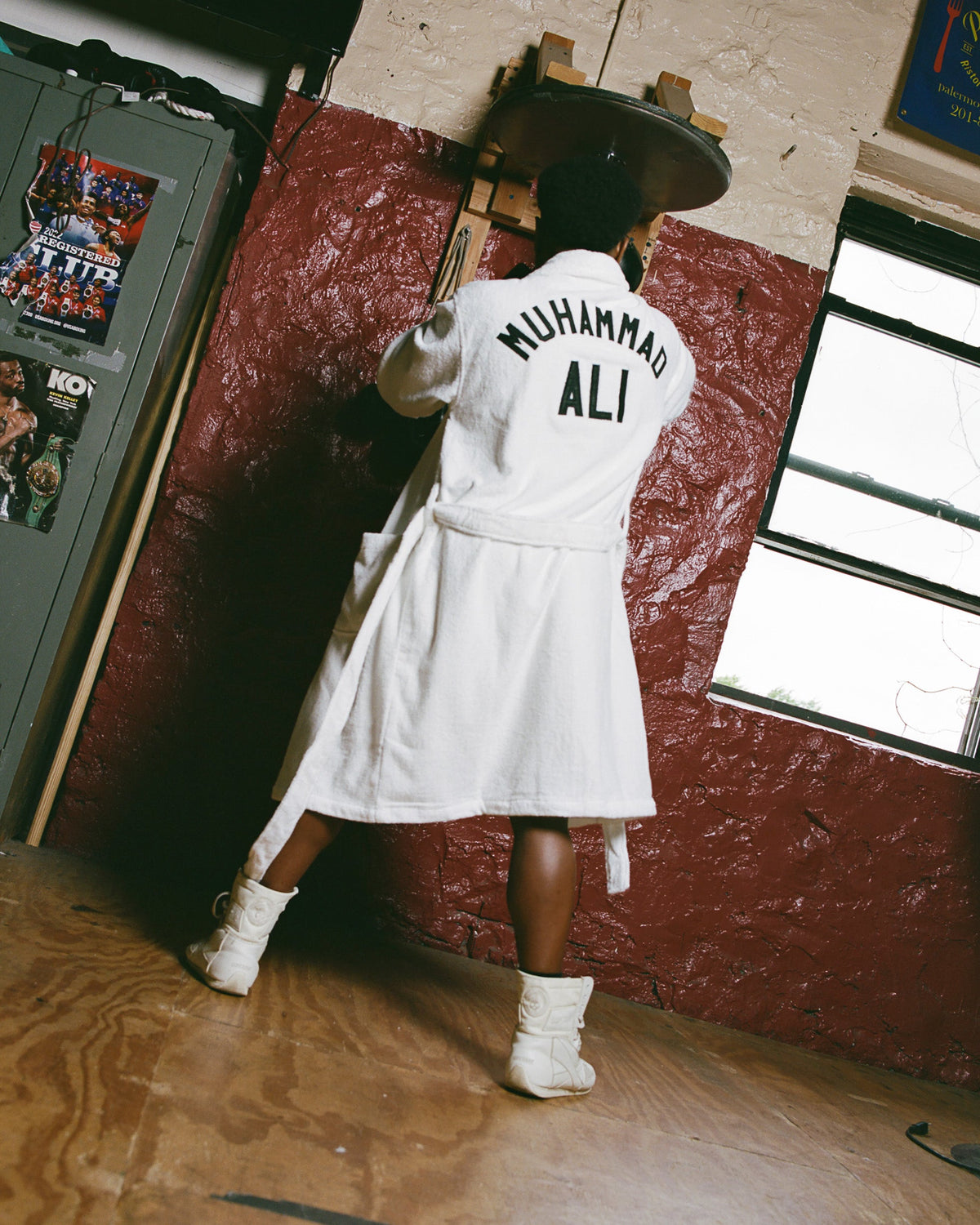 Muhammad Ali Cotton Terry Boxing Robe product image 3, provided for visual reference and product detail review