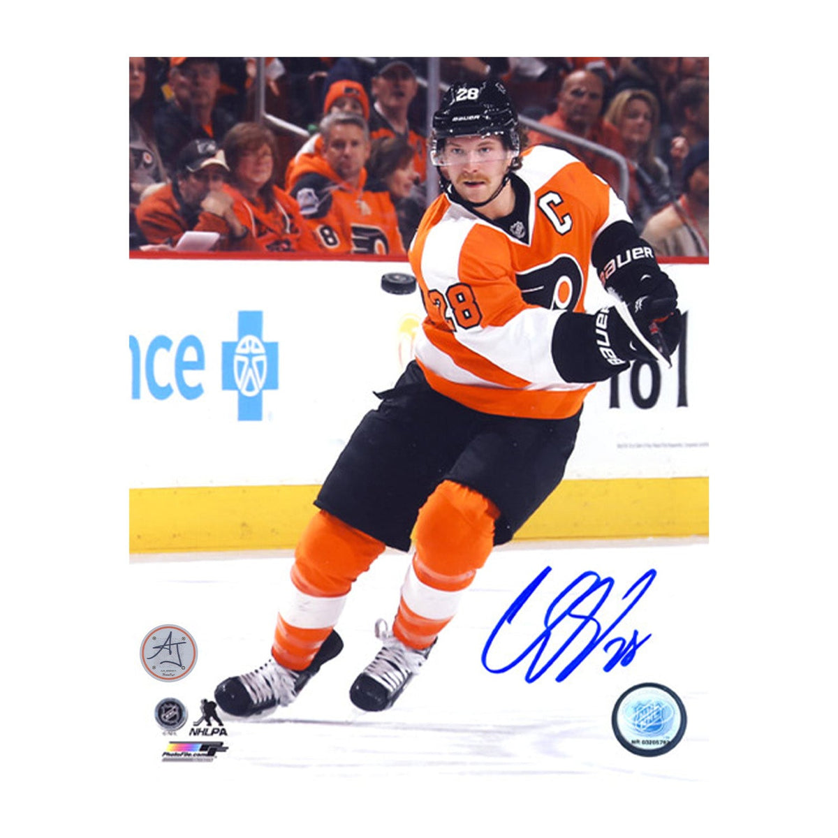 Claude Giroux Autographed Philadelphia Flyers Shooting 8x10 Photo product image 1, provided for visual reference and product