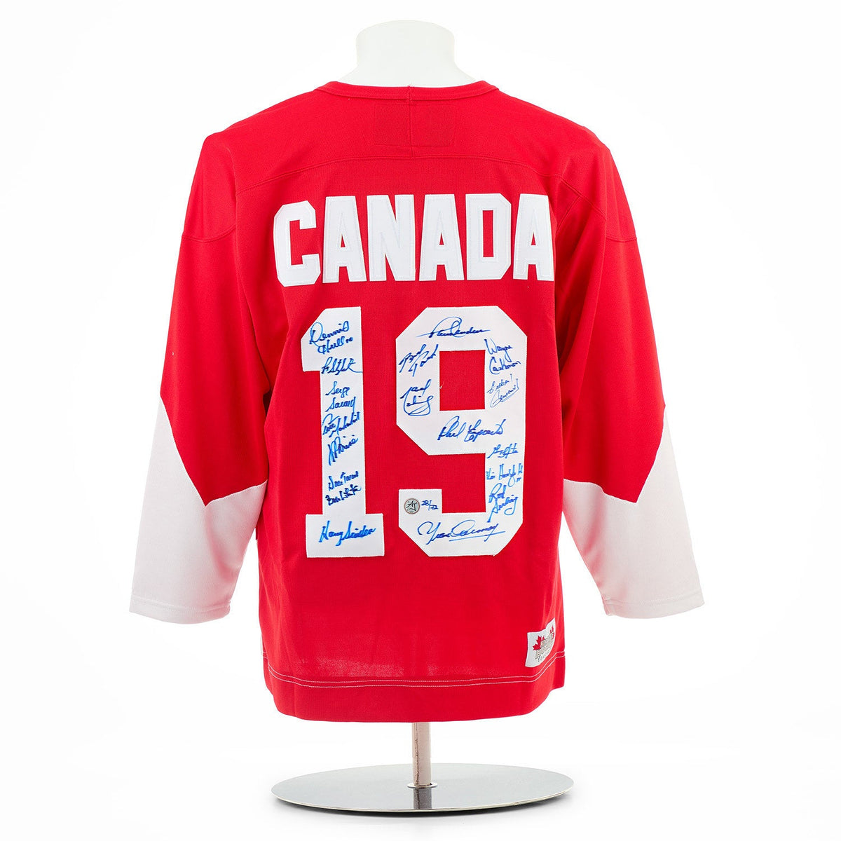 Team Canada 18 Player Team Signed 1972 Summit Series Jersey #28/72 product image 1, provided for visual reference and