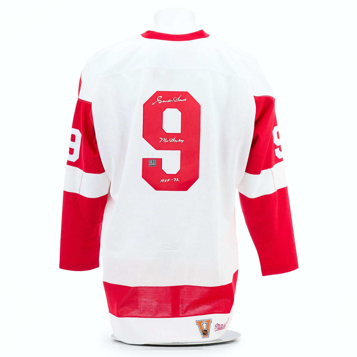 Gordie Howe Signed Detroit Red Wings Mitchell & Ness Throwback Jersey product image 1, provided for visual reference and