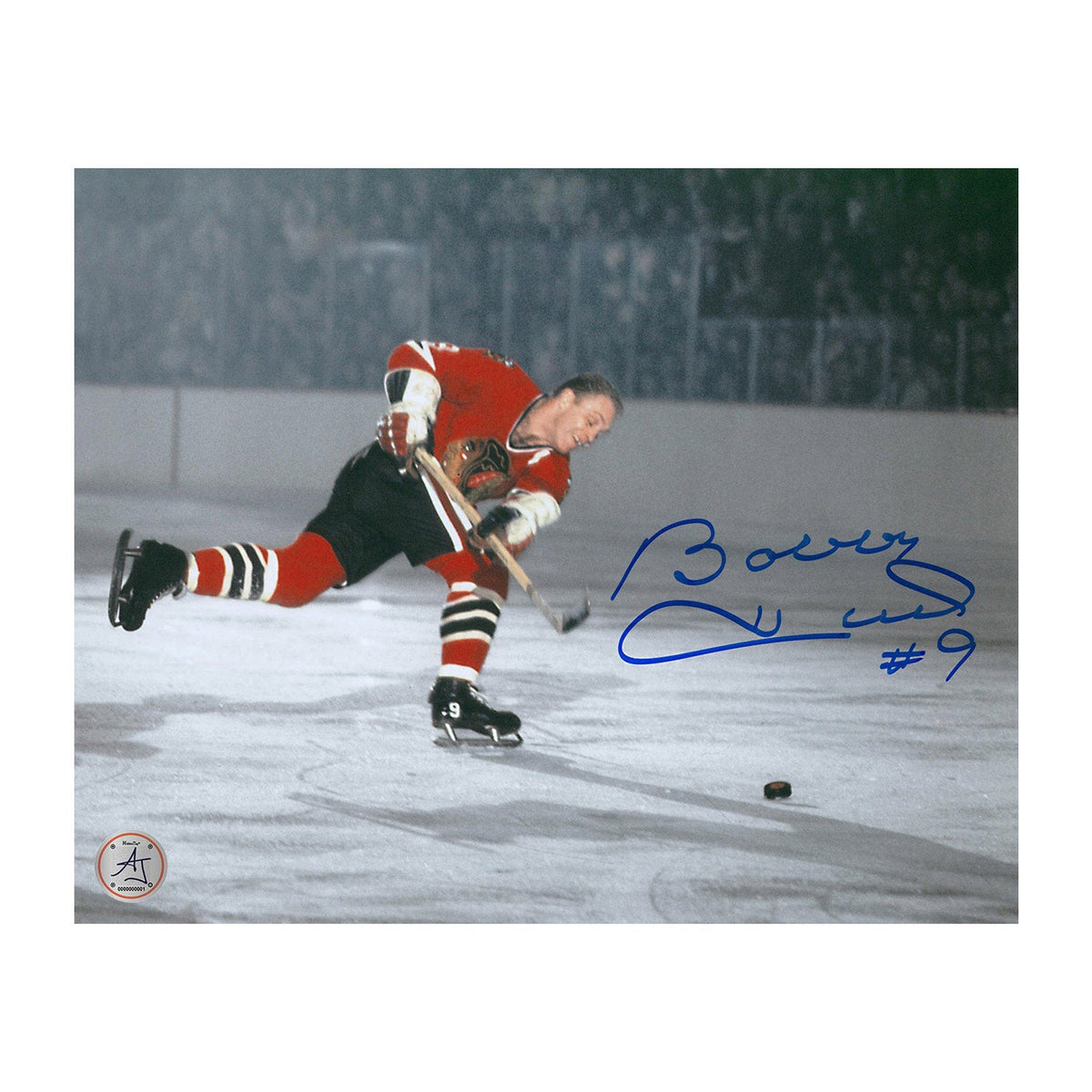 Bobby Hull Autographed Chicago Blackhawks Shooting 8x10 Photo product image 1, provided for visual reference and product