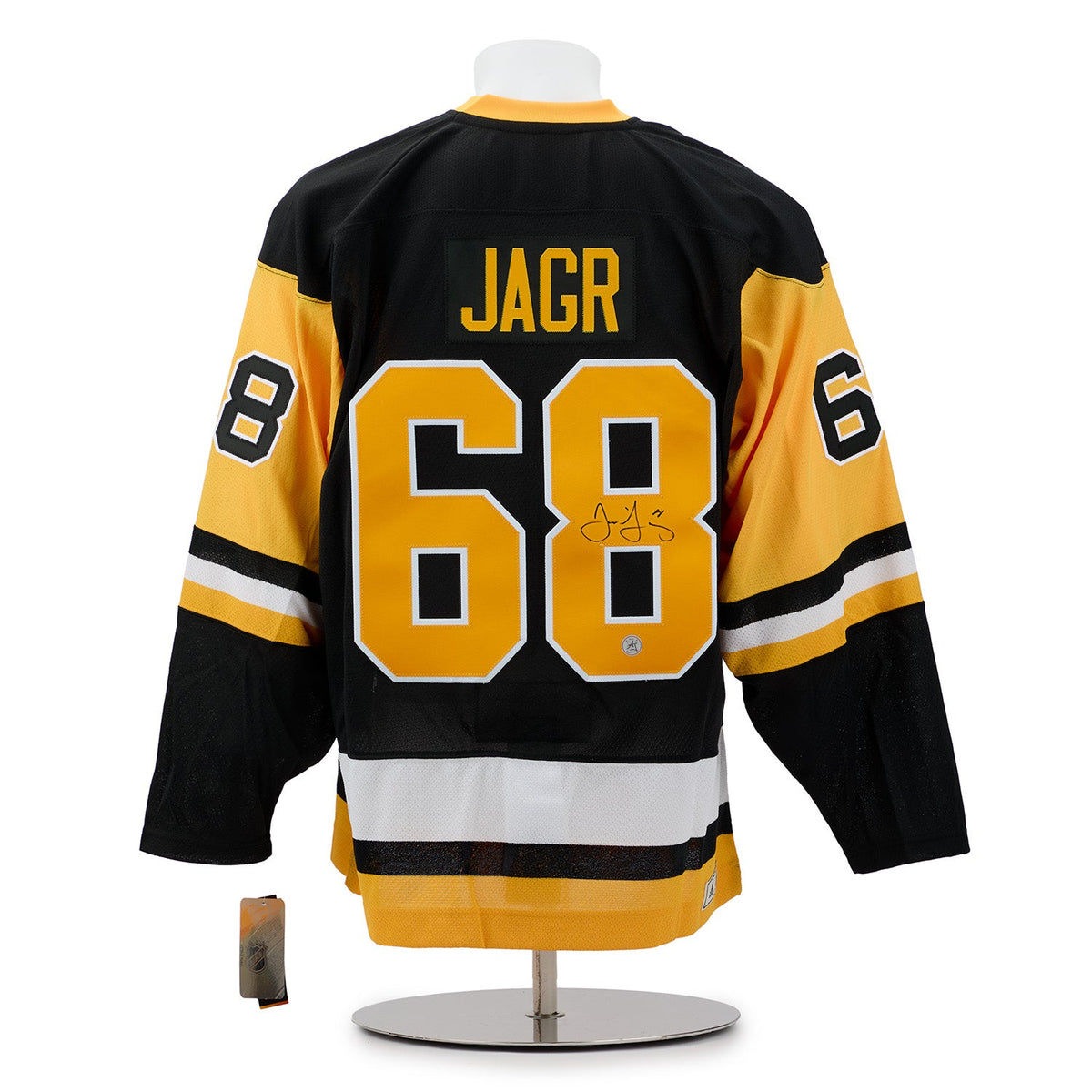 Jaromir Jagr Pittsburgh Penguins Signed 1992 Stanley Cup Team Classic Jersey product image 1, provided for visual reference