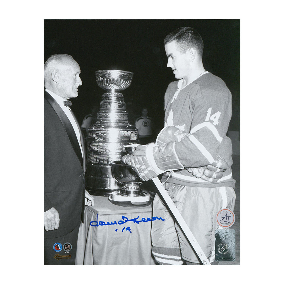 Dave Keon Signed Toronto Maple Leafs Black & White Stanley Cup 8x10 Photo product image 1, provided for visual reference and