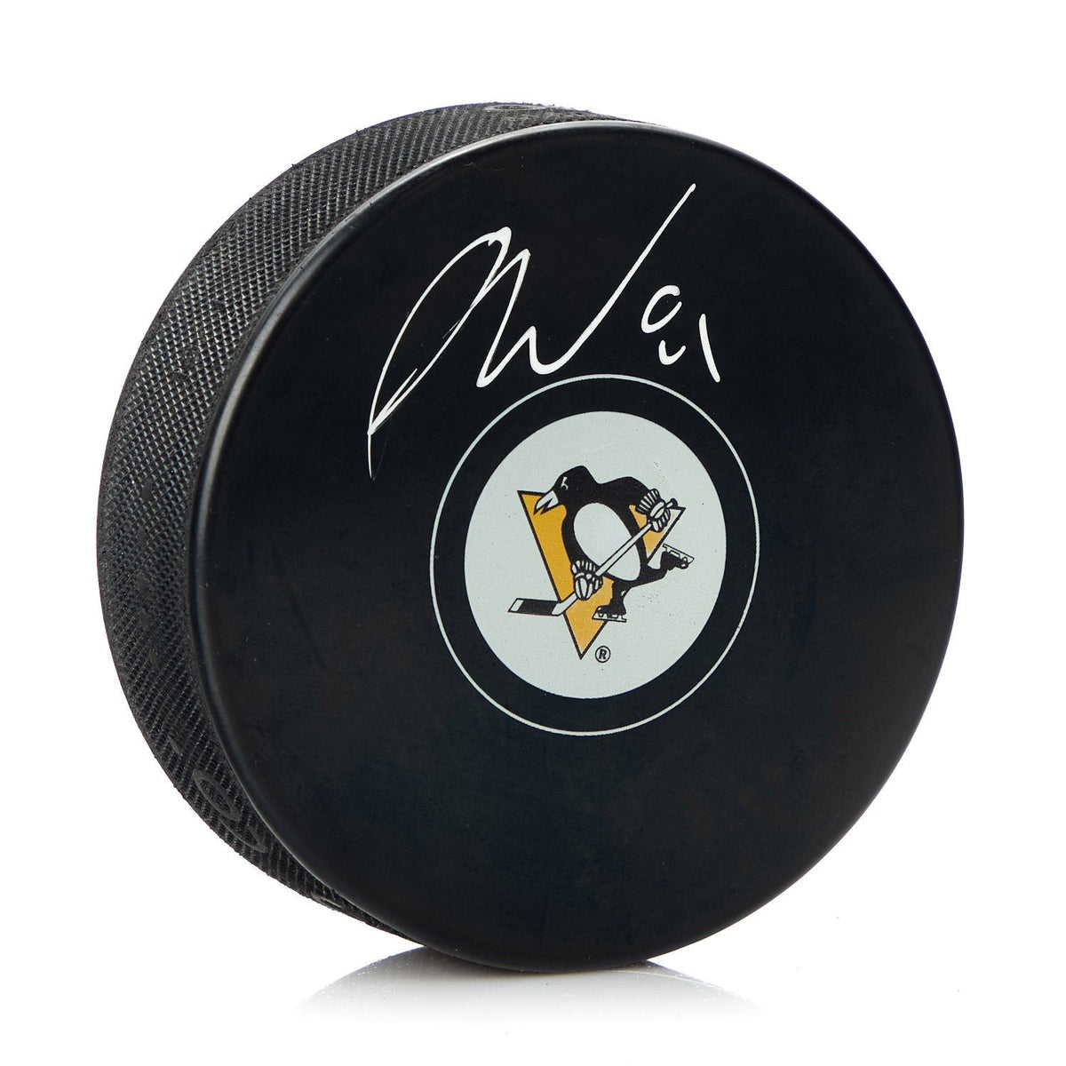 Phil Kessel Autographed Pittsburgh Penguins Hockey Puck product image 1, provided for visual reference and product detail