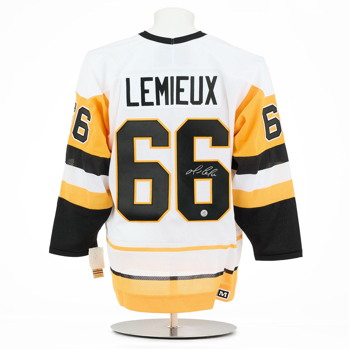Mario Lemieux Autographed Pittsburgh Penguins White Vintage CCM Jersey product image 1, provided for visual reference and