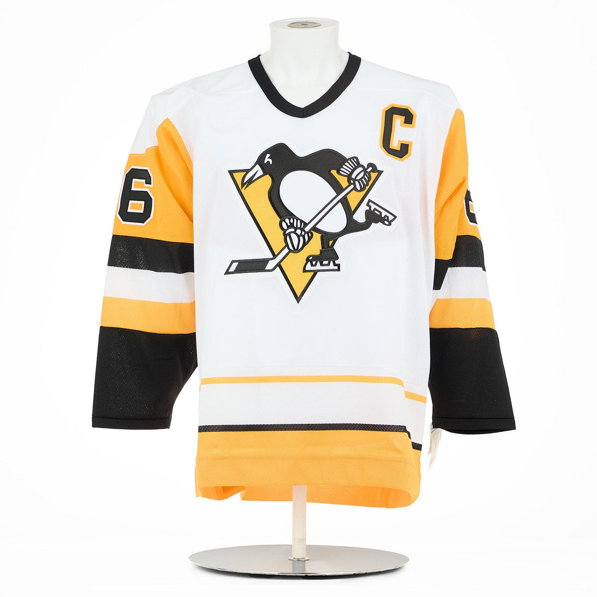 Mario Lemieux Autographed Pittsburgh Penguins White Vintage CCM Jersey product image 2, provided for visual reference and