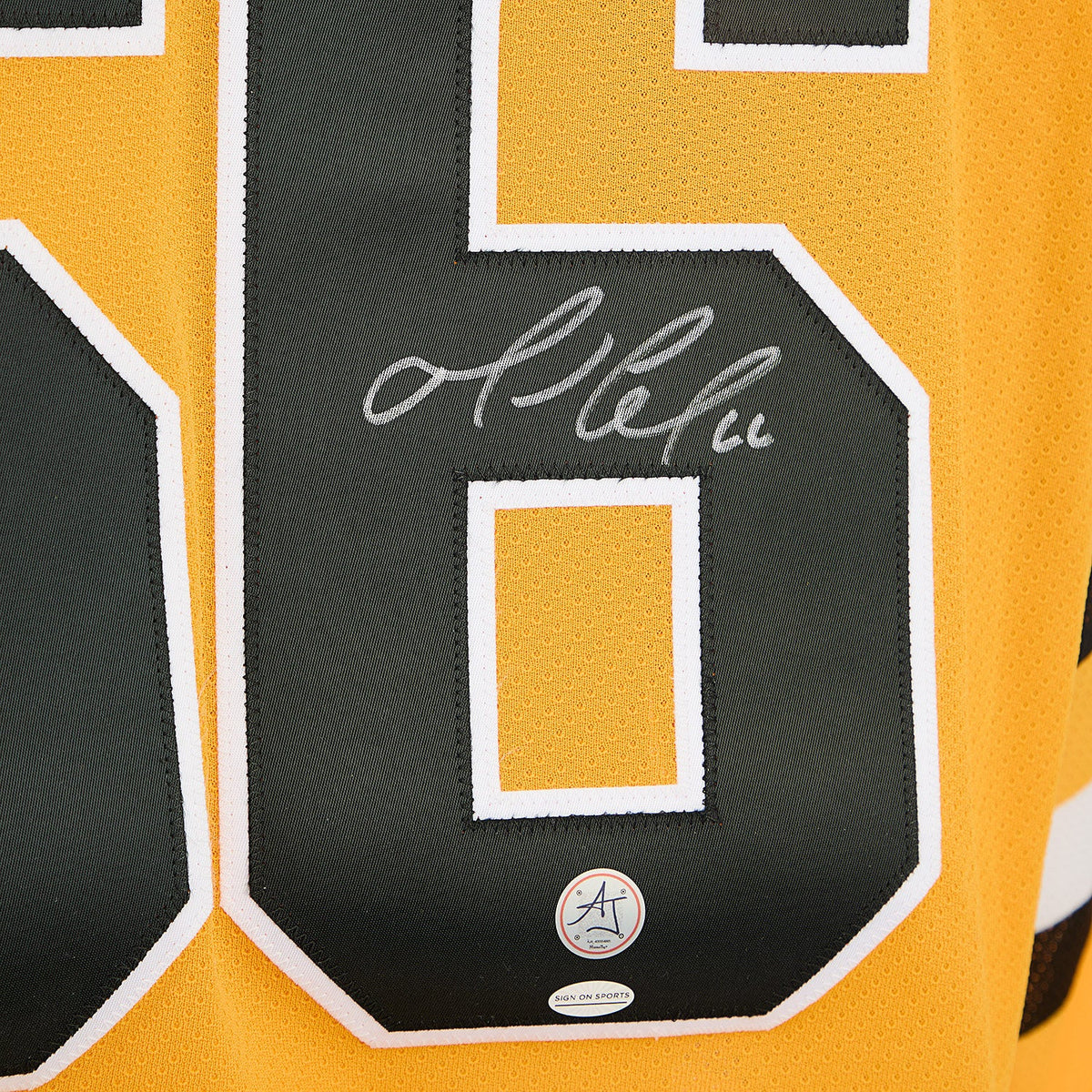 Mario Lemieux Signed Pittsburgh Penguins Yellow Rookie Vintage CCM Jersey product image 3, provided for visual reference and