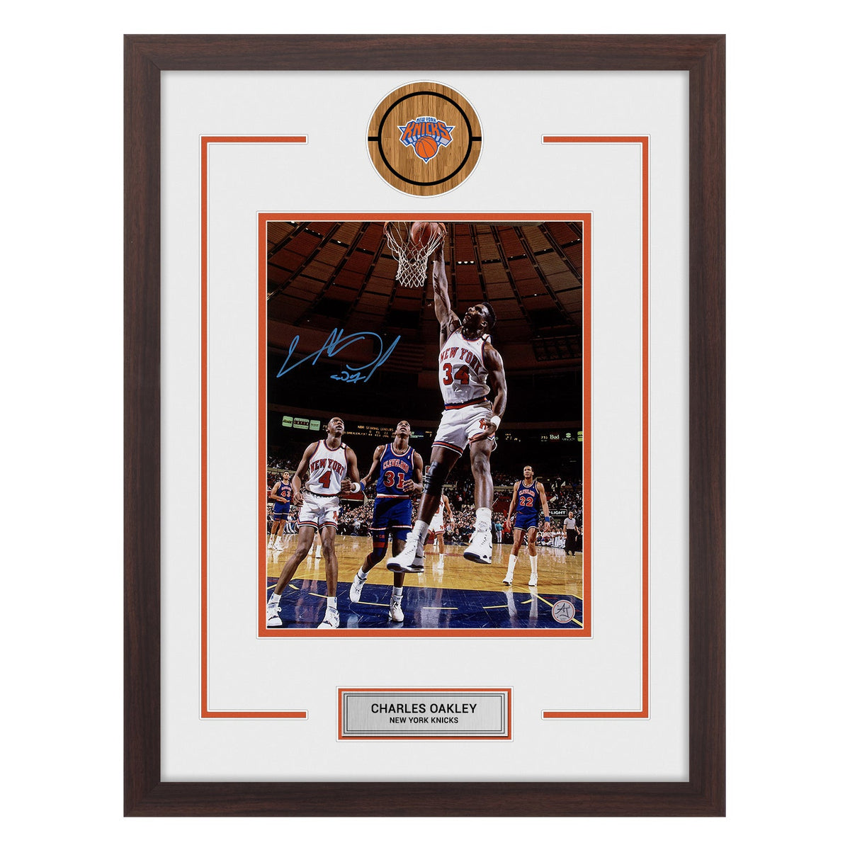 Charles Oakley Autographed New York Knicks Slam Dunk 20x26 Frame product image 1, provided for visual reference and product