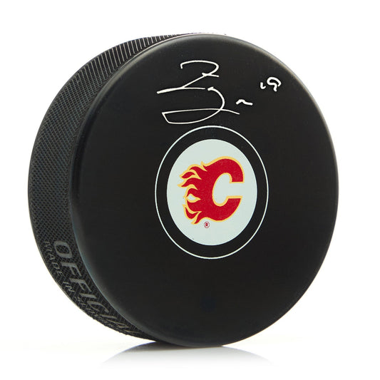 Zayne Parekh Autographed Calgary Flames Hockey Puck product image 1, provided for visual reference and product detail review