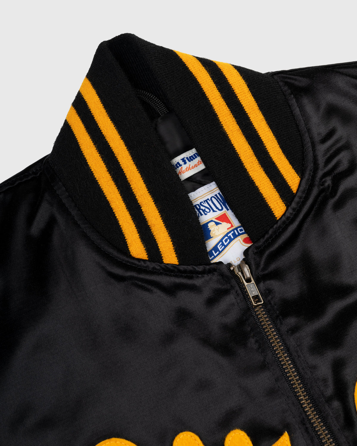 Roberto Clemente 1970 Authentic All Satin Varsity Jacket product image 2, provided for visual reference and product detail