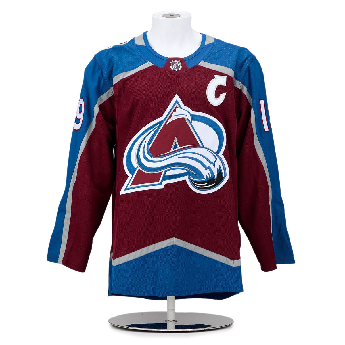 Joe Sakic Signed Colorado Avalanche Championship Portrait Art Jersey #8/19 product image 2, provided for visual reference