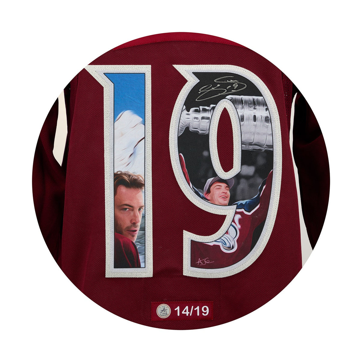 Joe Sakic Signed Colorado Avalanche Championship Portrait Art Jersey #14/19 product image 3, provided for visual reference