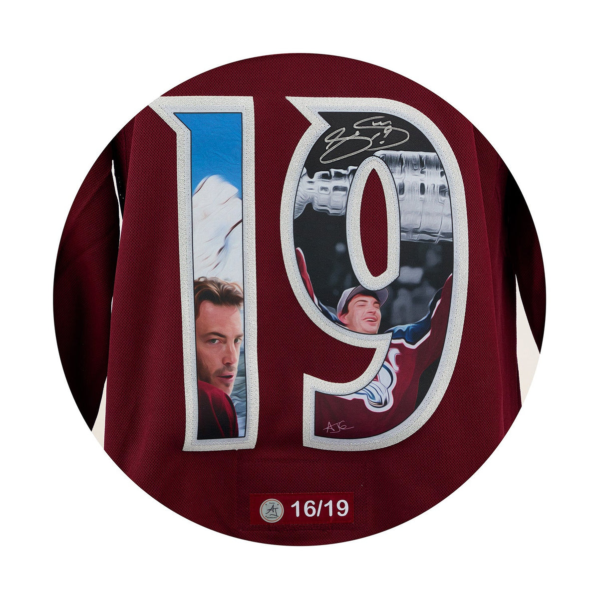Joe Sakic Signed Colorado Avalanche Championship Portrait Art Jersey #16/19 product image 3, provided for visual reference