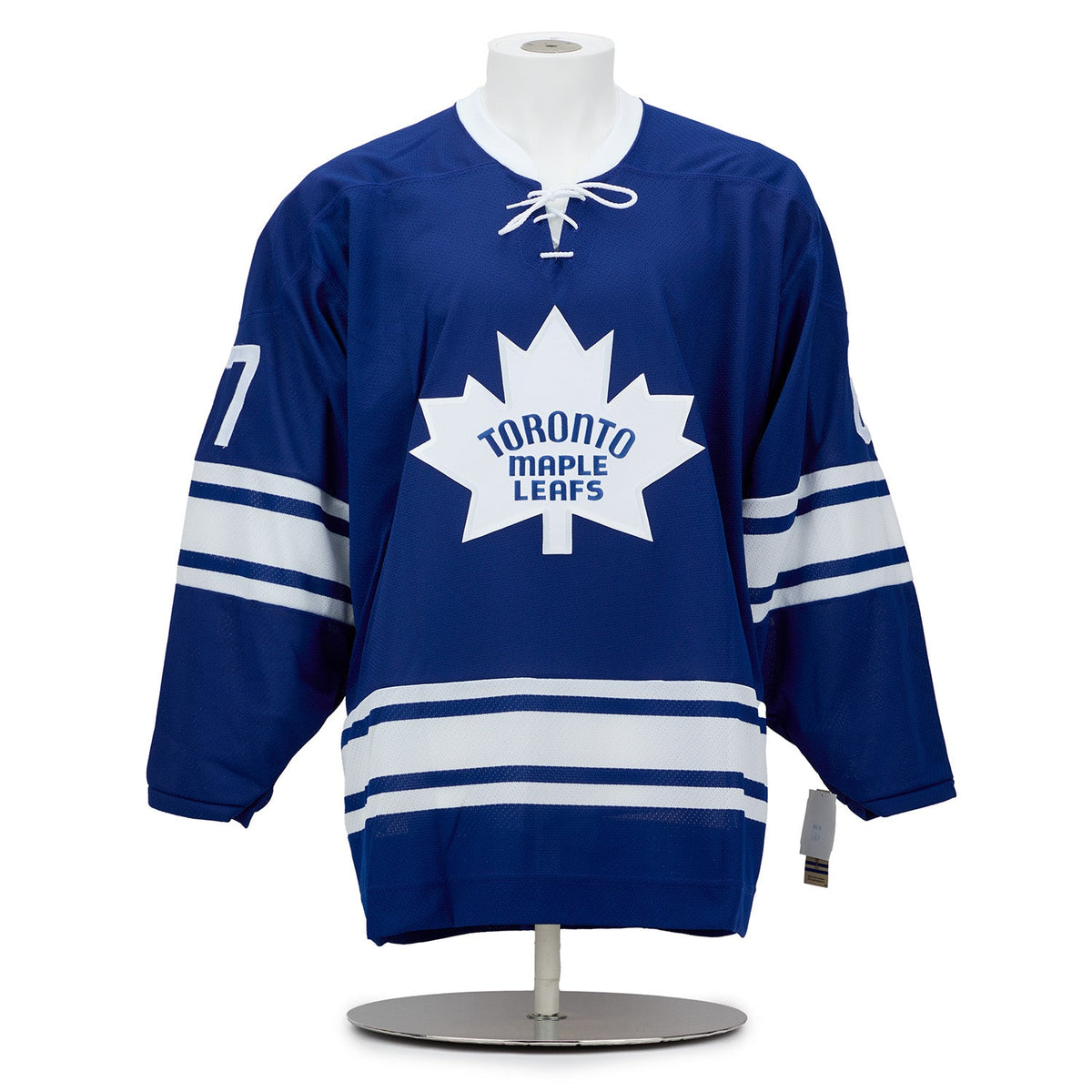 Toronto Maple Leafs 13 Player Team Signed 1967 Stanley Cup Vintage CCM Jersey product image 2, provided for visual reference