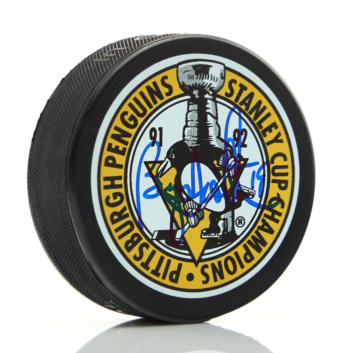 Bryan Trottier Autographed Pittsburgh Penguins 91-92 Stanley Cup Puck product image 1, provided for visual reference and